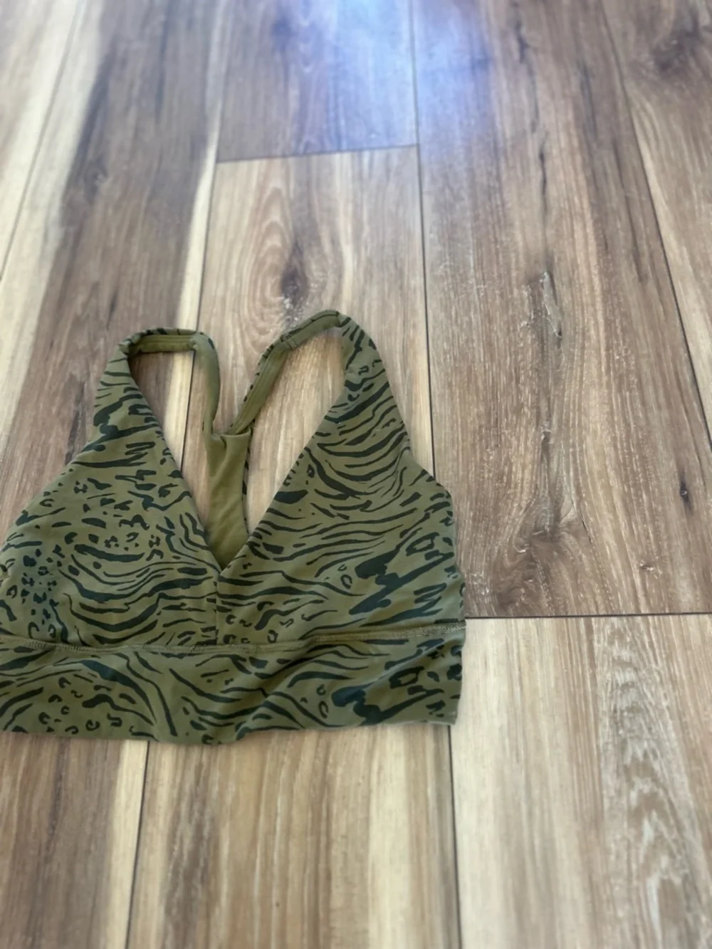 Athleta womens transcend plunge sports bra size small - Picture 3 of 5